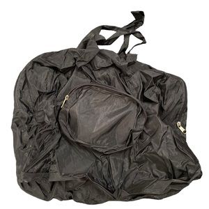 Peter Pan Collapsible zippered nylon tote in black. NWOT